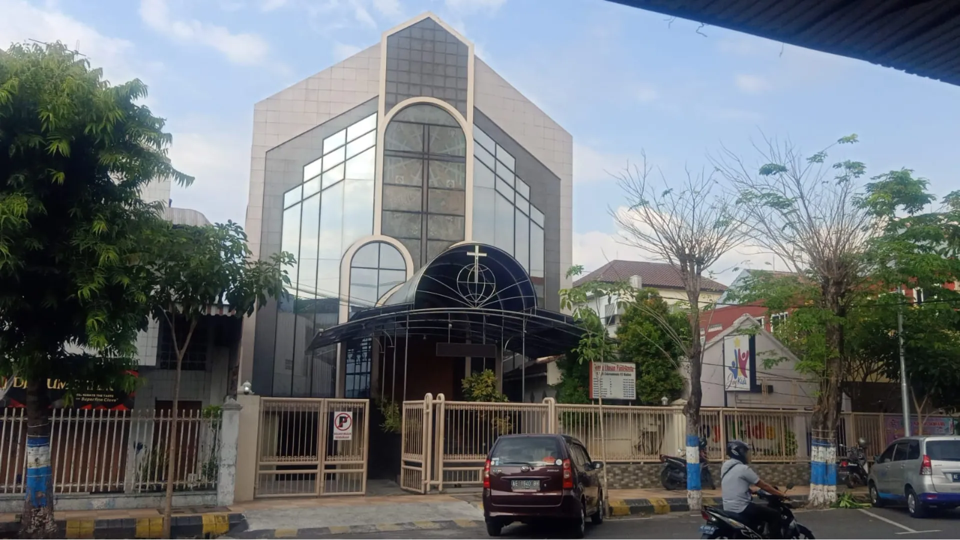 BANNER GEREJA