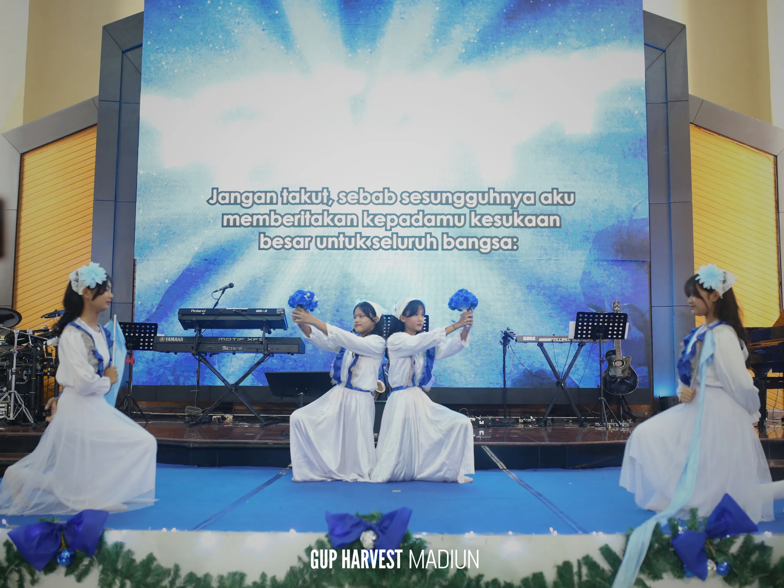 Dokumentasi kegiatan jemaat di GUP Harvest Church