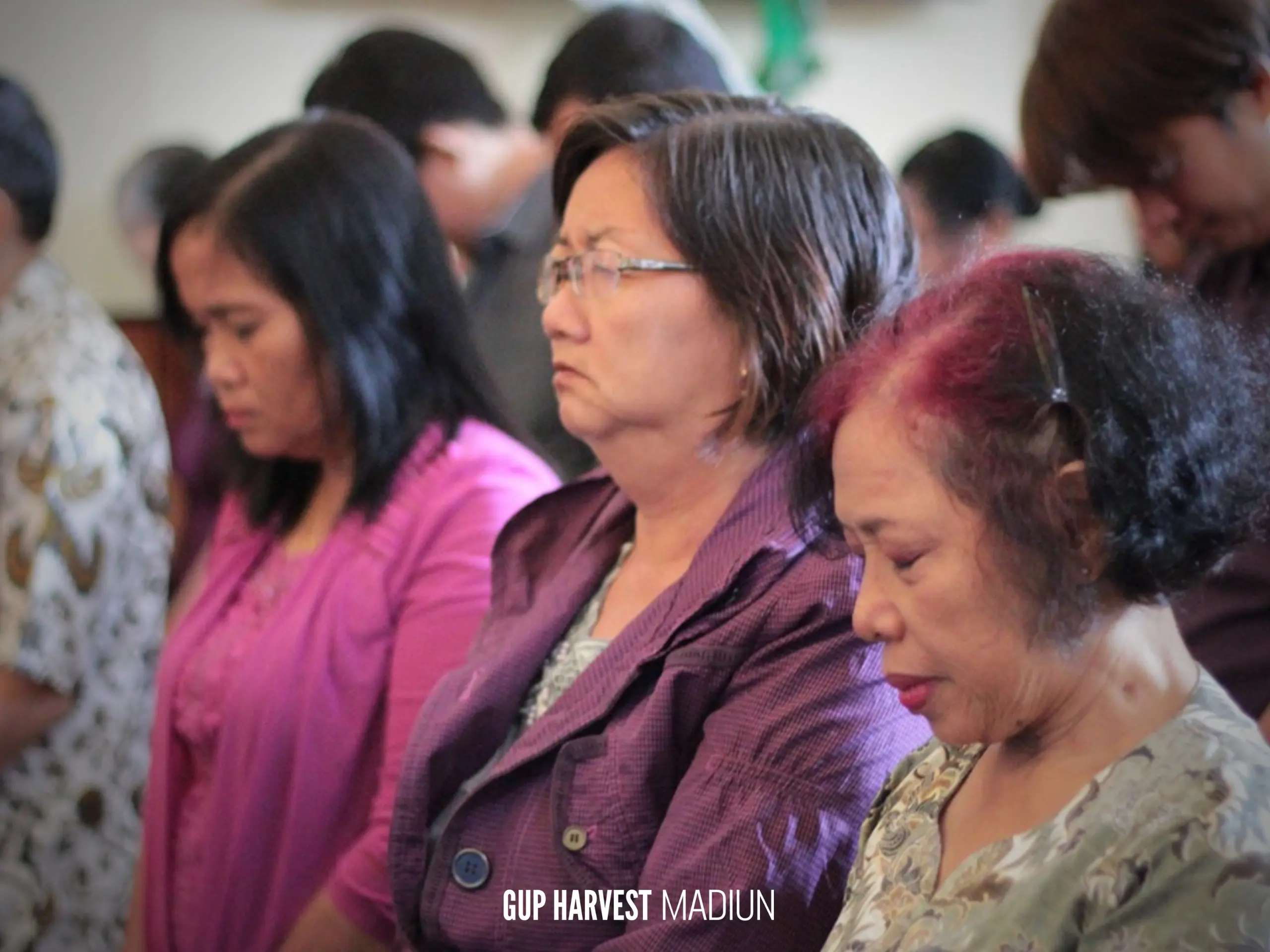 Suasana ibadah jemaat di GUP Harvest Church